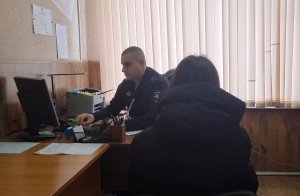 В Кореновском районе полицейские уличили местную жительницу в незаконном обороте наркотиков